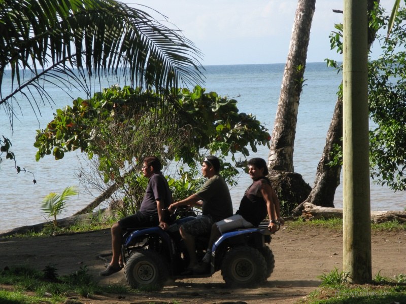 Bahia Drake quad atv road